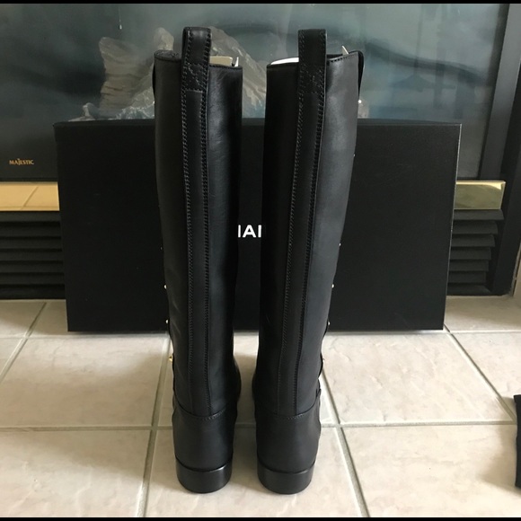 Chanel Classic Black Turnlock Lambskin Boots - Picture 7 of 8